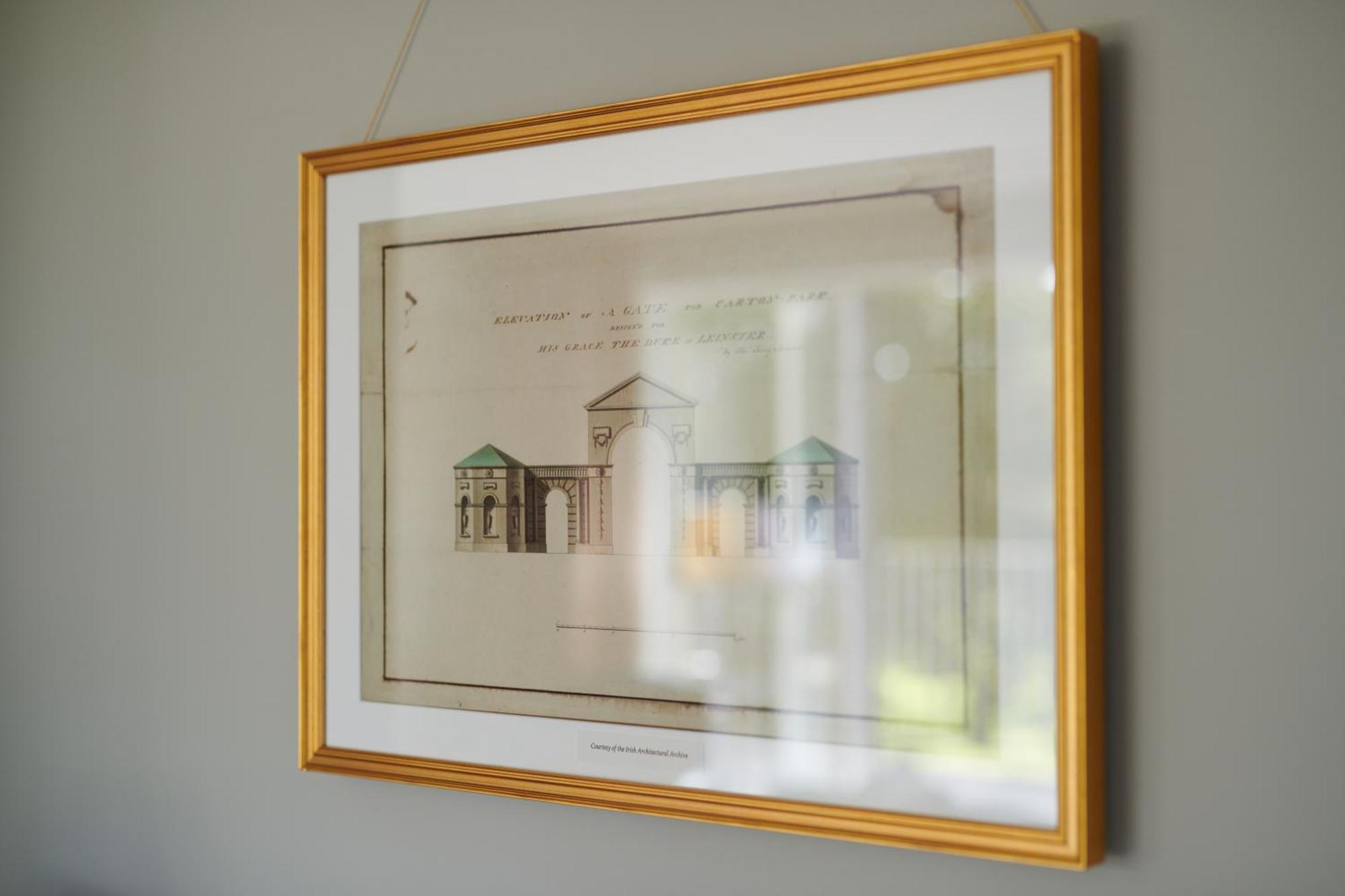 โรงแรมคาร์ลตันเฮาส์ เมย์นูท ภายนอก รูปภาพ A drawing of the original building