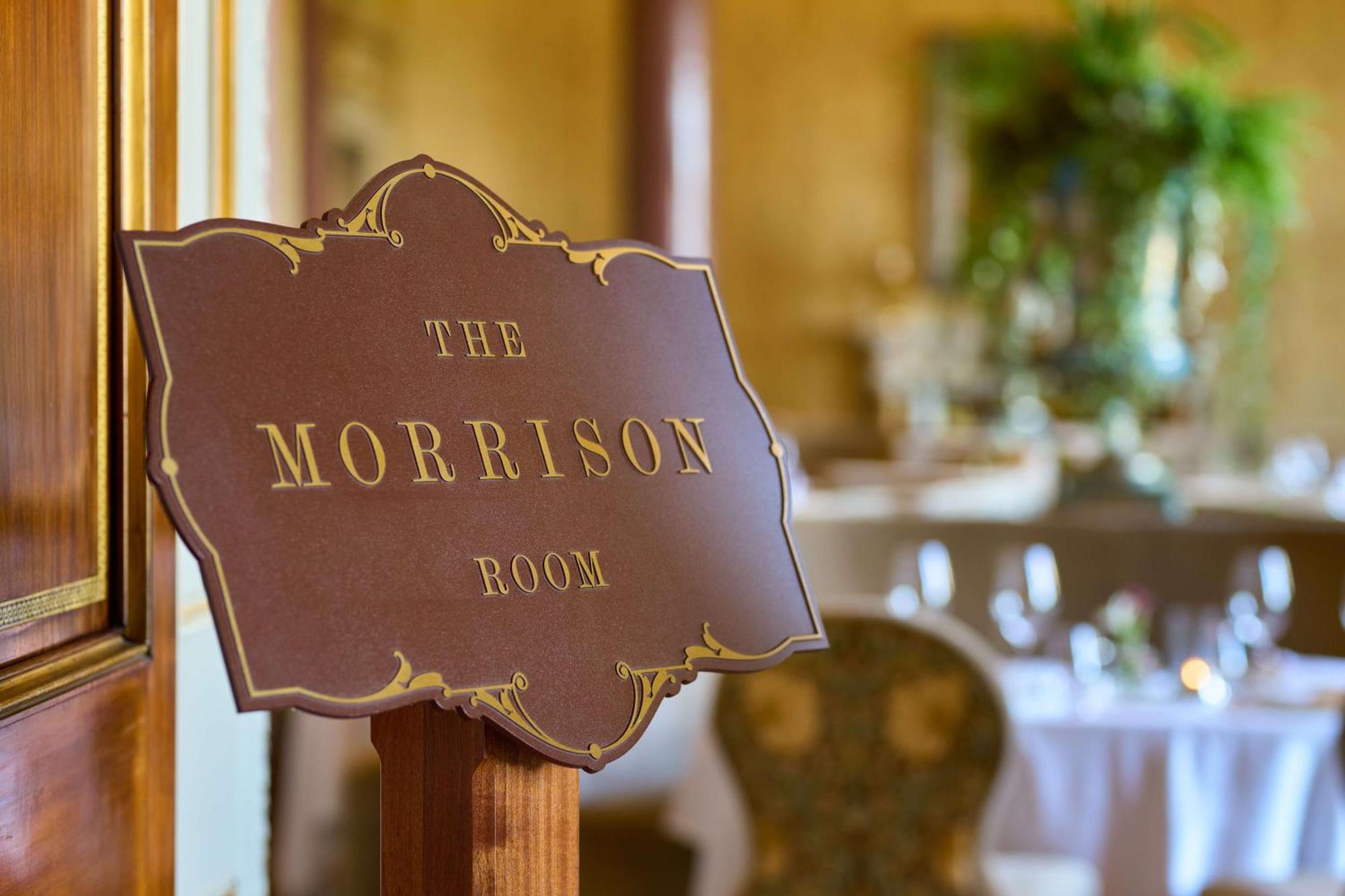 โรงแรมคาร์ลตันเฮาส์ เมย์นูท ภายนอก รูปภาพ The Morrison Room